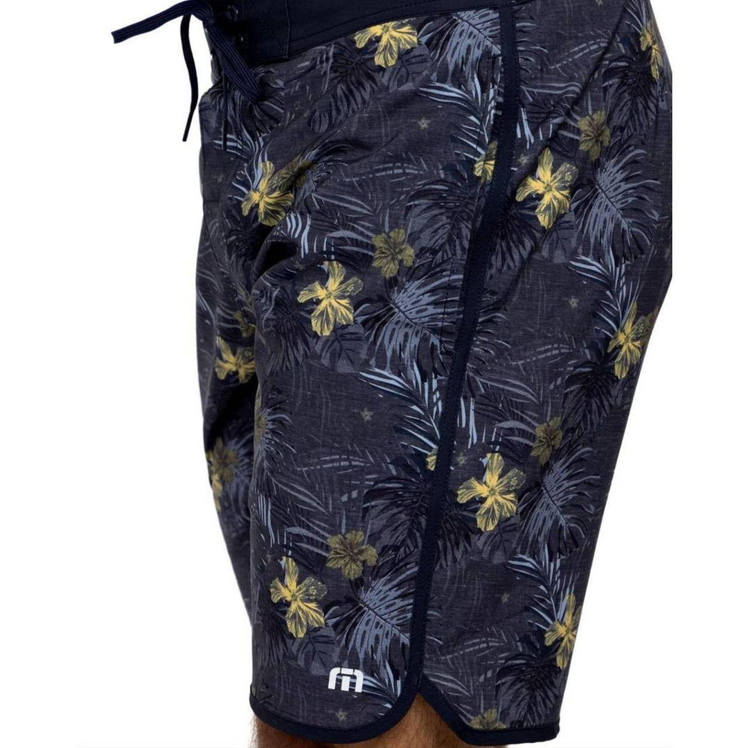 TRAVIS MATHEW MENS BECAN RUINS BOARDSHORT - HEATHER DRESS BLUES