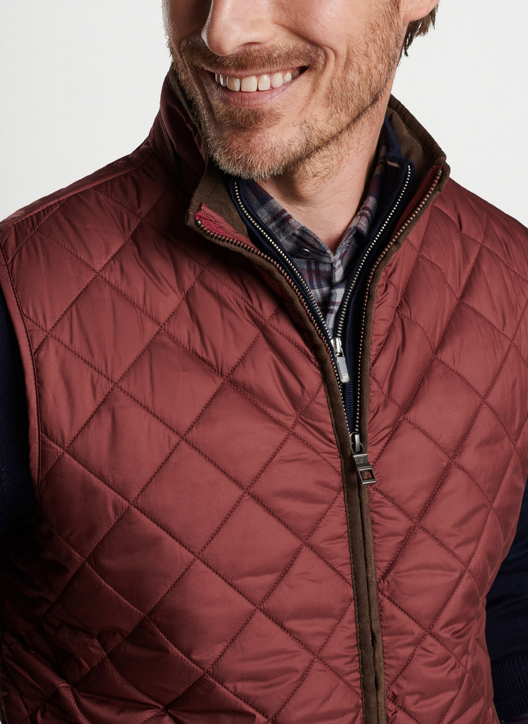 Peter Millar Mens Classic Fit Essex Travel Vest - CRANBERRY