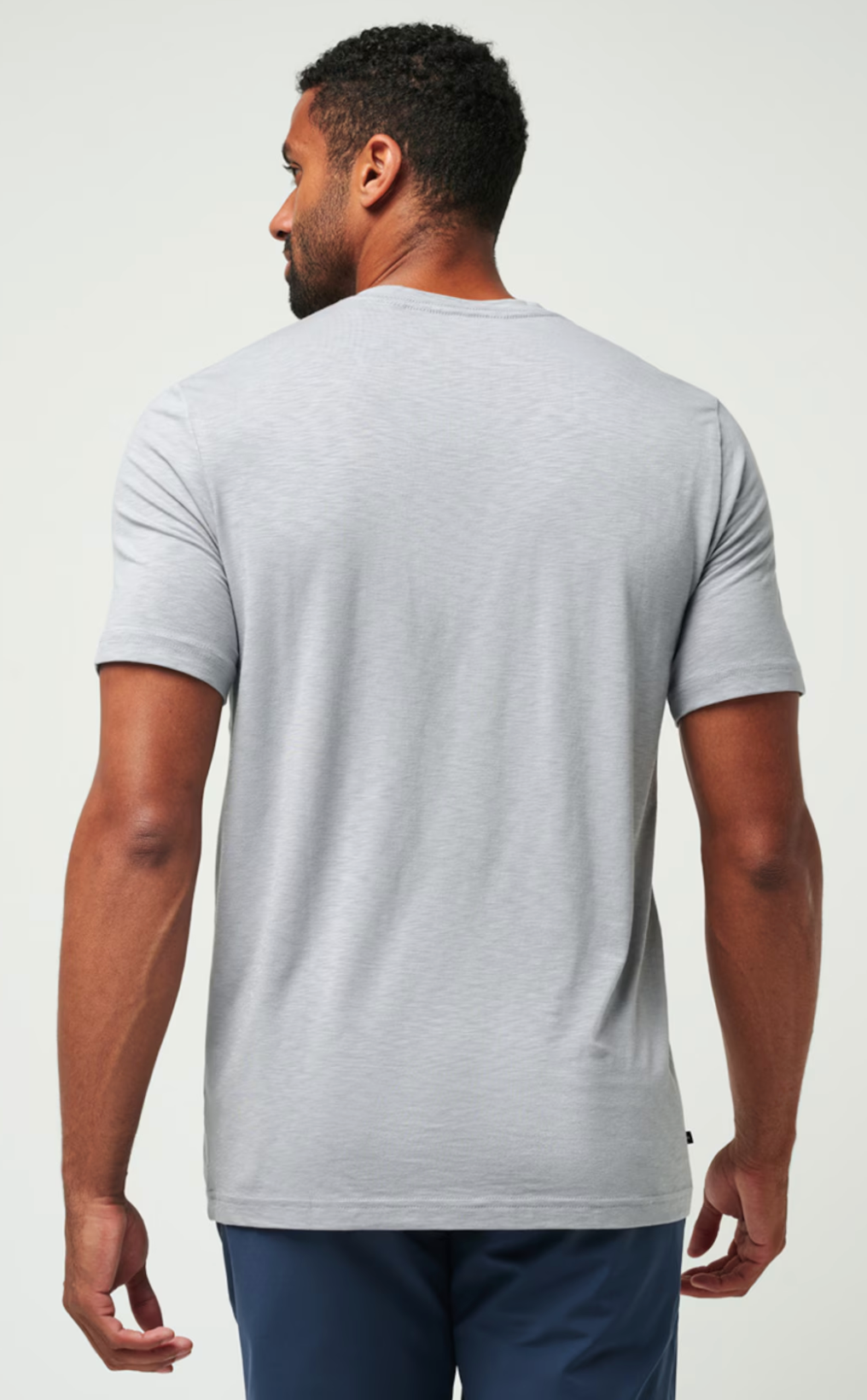 TRAVIS MATHEW CLOUD TEE T-SHIRT - SLEET