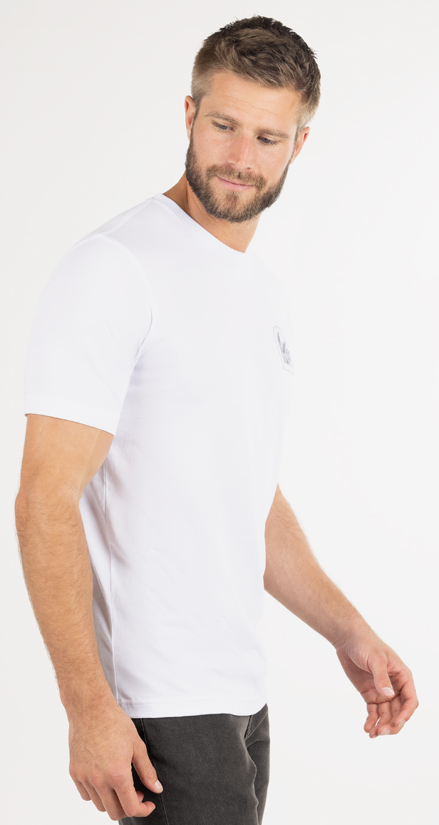 TRAVIS MATHEW DJ BOOTH T-SHIRT - WHITE